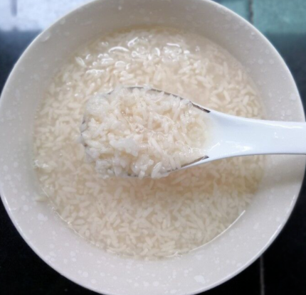自釀糯米酒，米是蒸還是煮？做錯(cuò)這一步，再好的糯米也釀不出酒